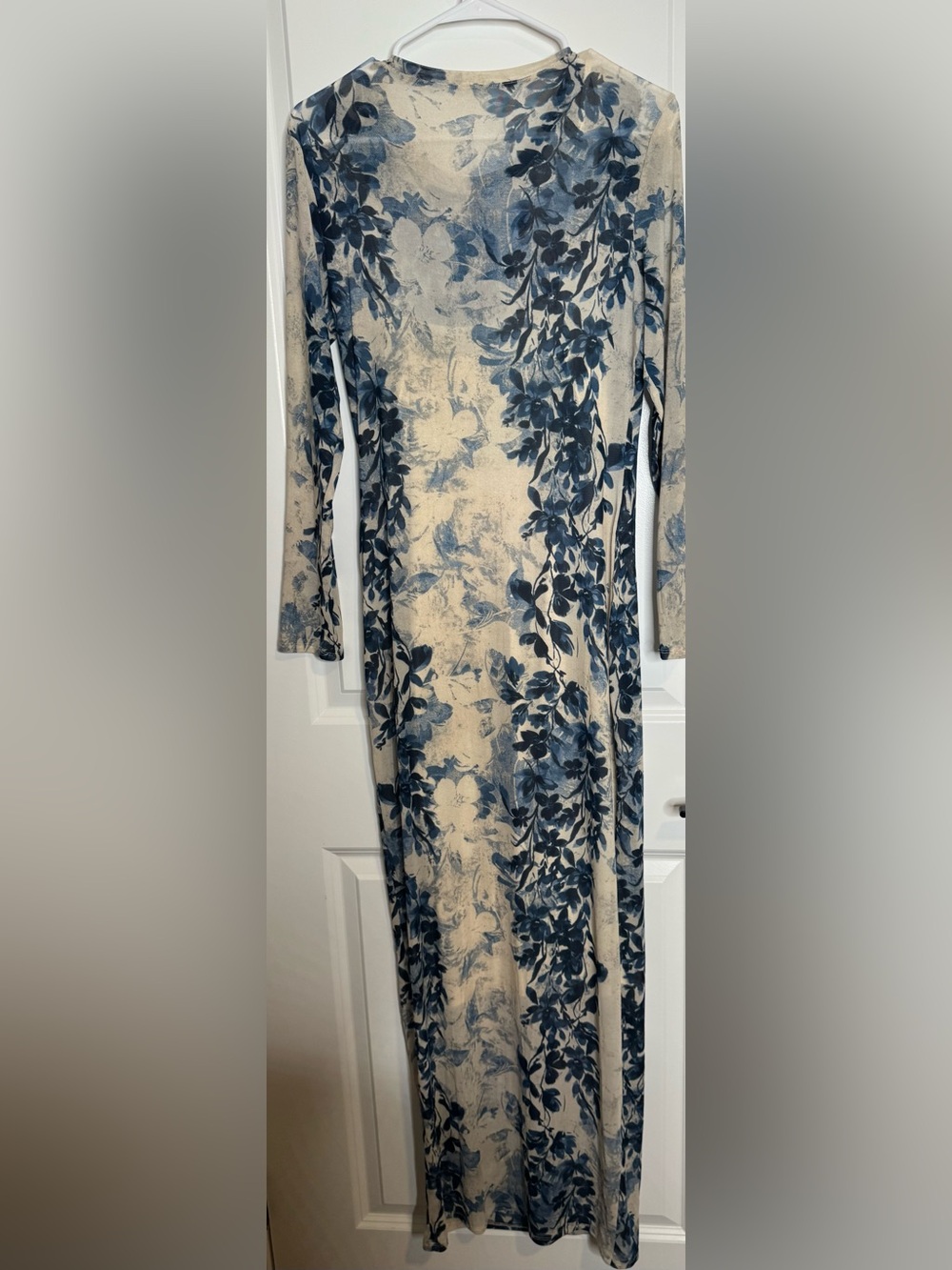 Express Cream Maxi Dress with Blue Floral Print long sleeve fitted stretch MD - Picture 4 of 4
